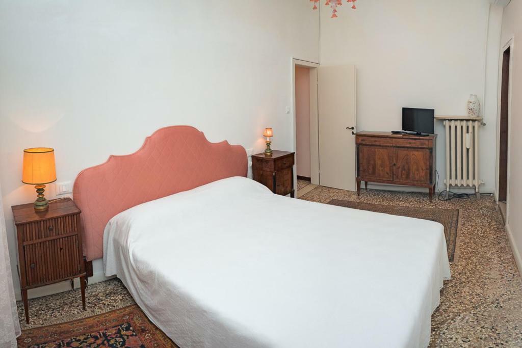 Casa Cattaneo Grand Canal View Apartment เวนิส ภายนอก รูปภาพ