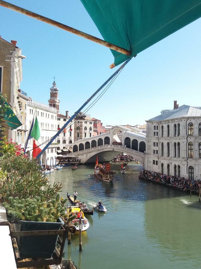 Casa Cattaneo Grand Canal View Apartment เวนิส ภายนอก รูปภาพ