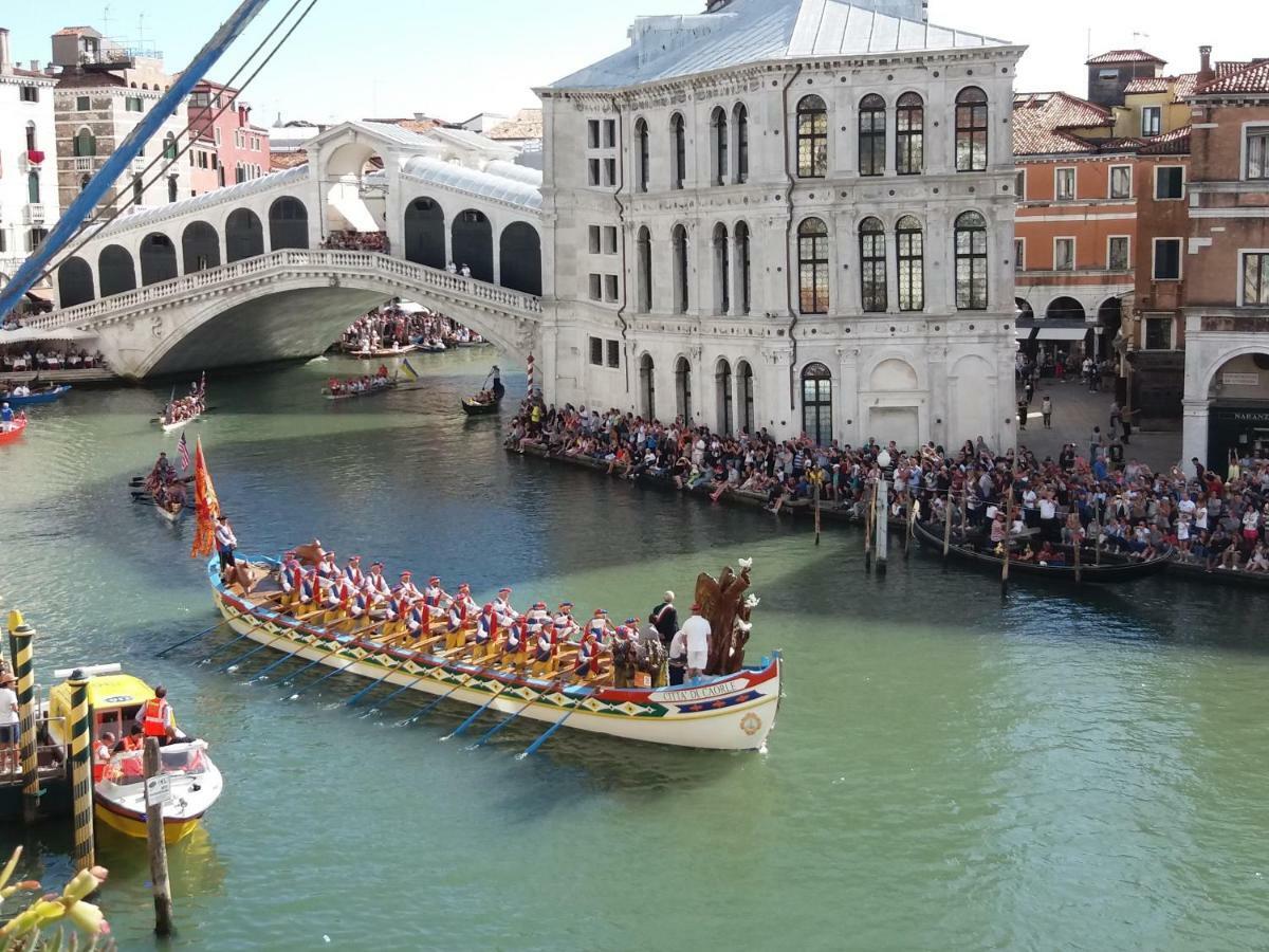 Casa Cattaneo Grand Canal View Apartment เวนิส ภายนอก รูปภาพ