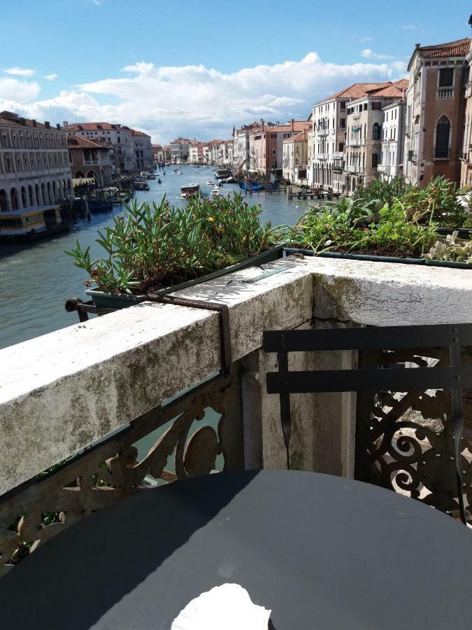 Casa Cattaneo Grand Canal View Apartment เวนิส ภายนอก รูปภาพ