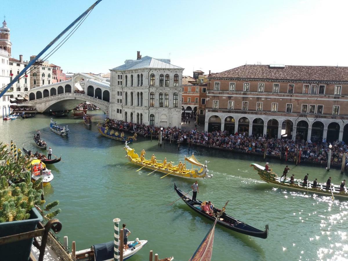 Casa Cattaneo Grand Canal View Apartment เวนิส ภายนอก รูปภาพ